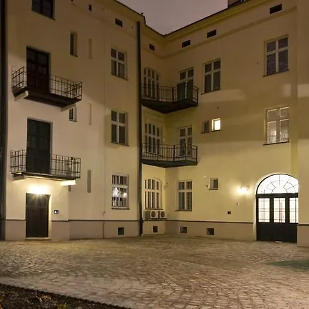 777 Apartman