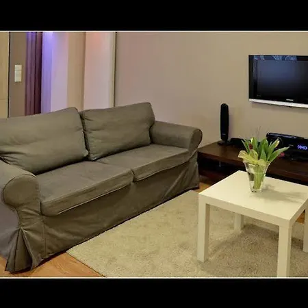 777 Apartman *