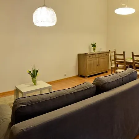 Апартаменты 777